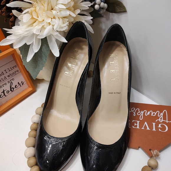🖤GUC Something Bleu Italian Black Patent Leather Round Toe Pumps, 8 - Picture 4 of 13